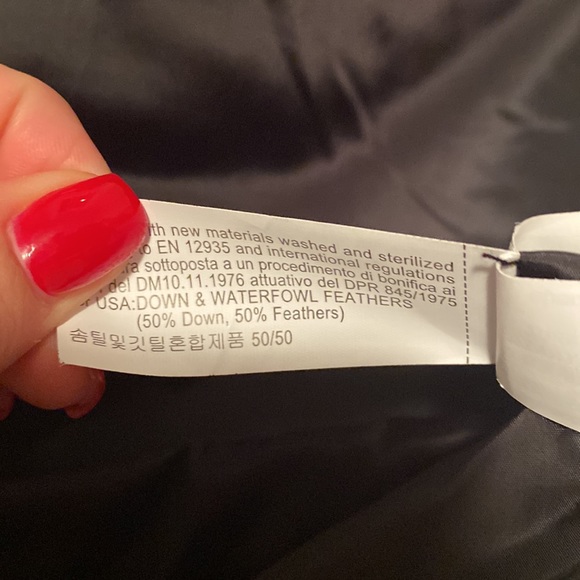 BNWT black winter jacket - Picture 4 of 4